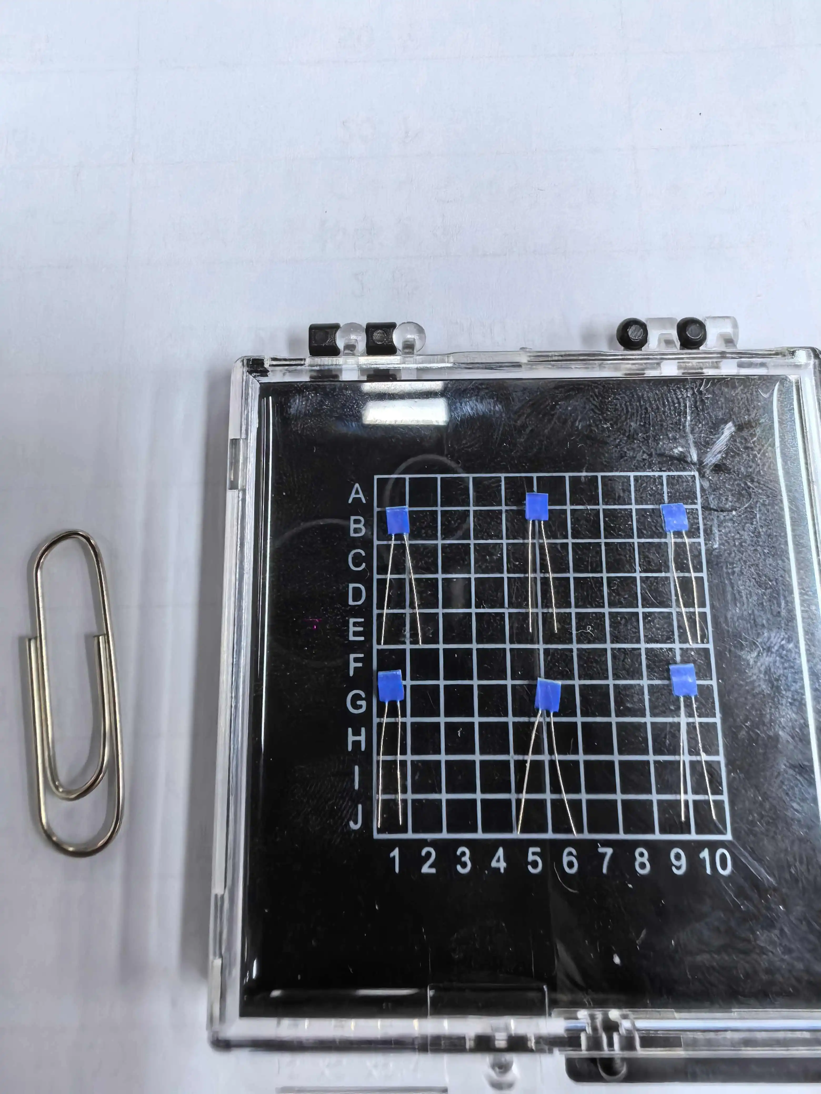 Pt100-SMD thin film platinum resistors Pt100-SMD thin film platinum resistors