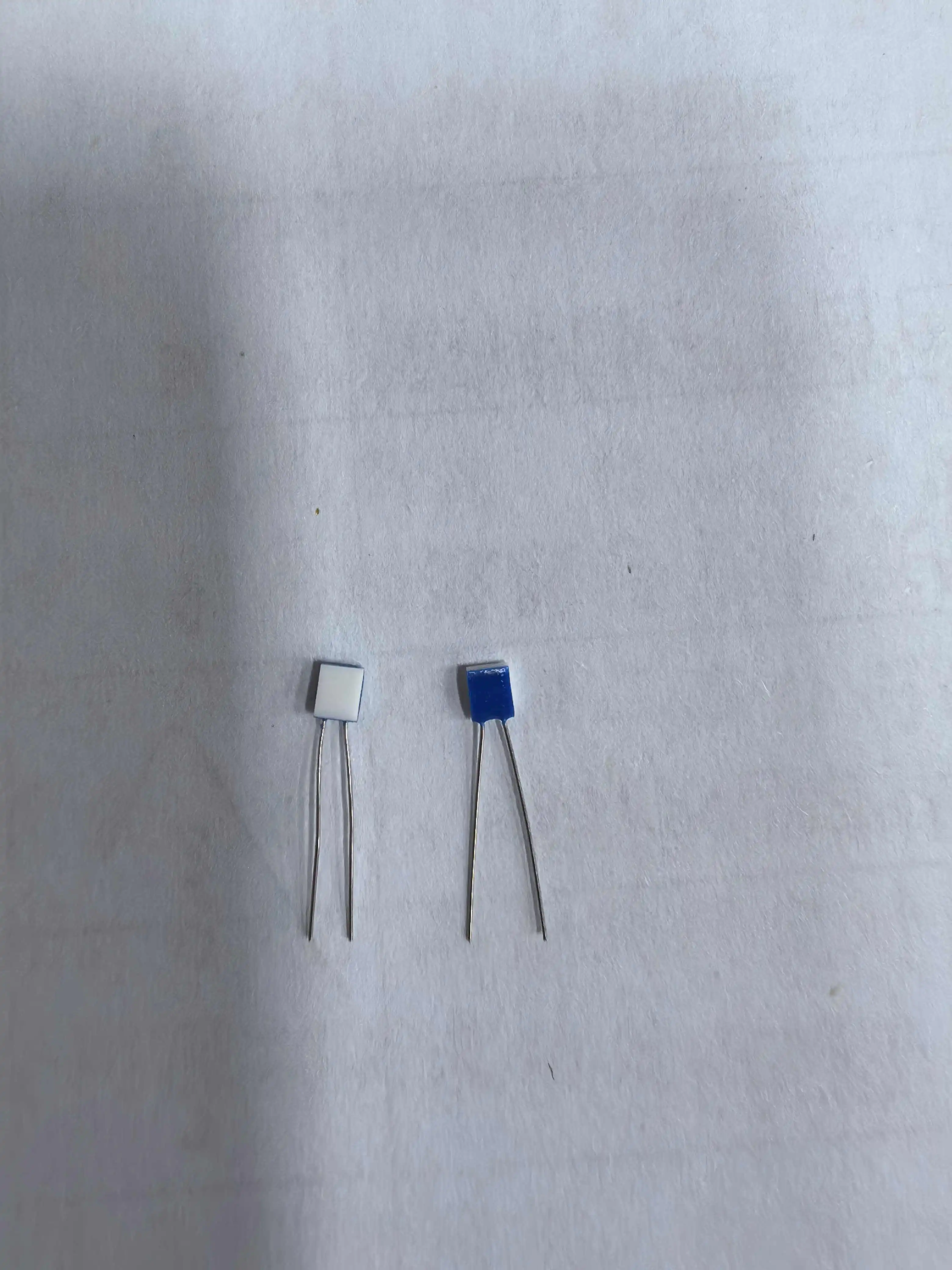 SMD Thin Film Pt100 Sensors SMD Thin Film Pt100 Sensors