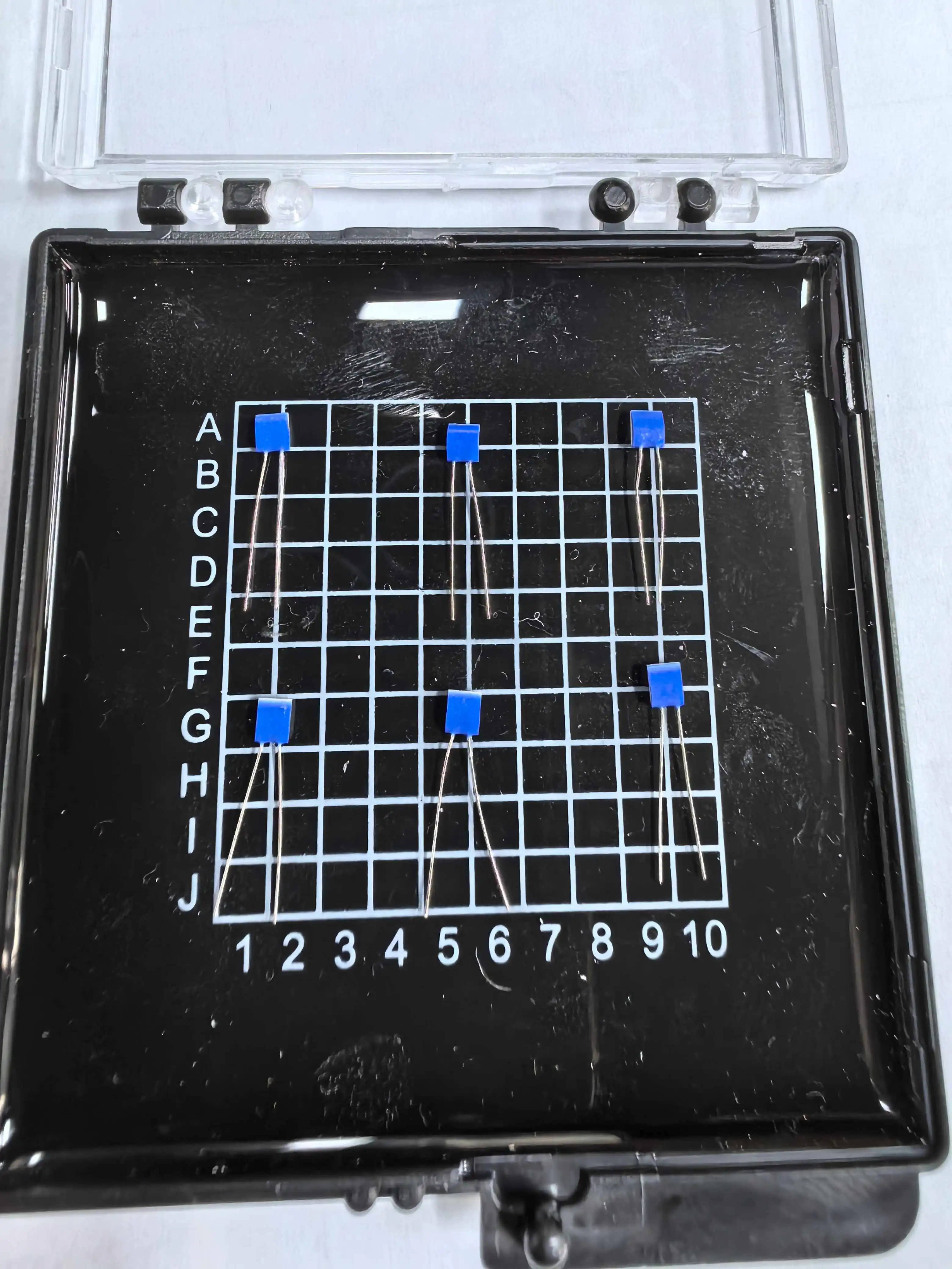 surface mounted thermistor temperature sensors